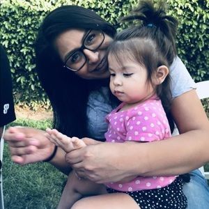 Meet your Posher, Yvette